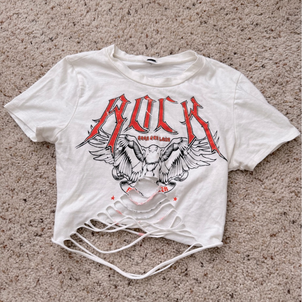 White Cropped Tee | Windsor | Size XS 🤍